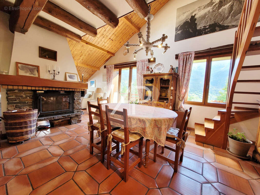 Maison à SAINT-CHAFFREY