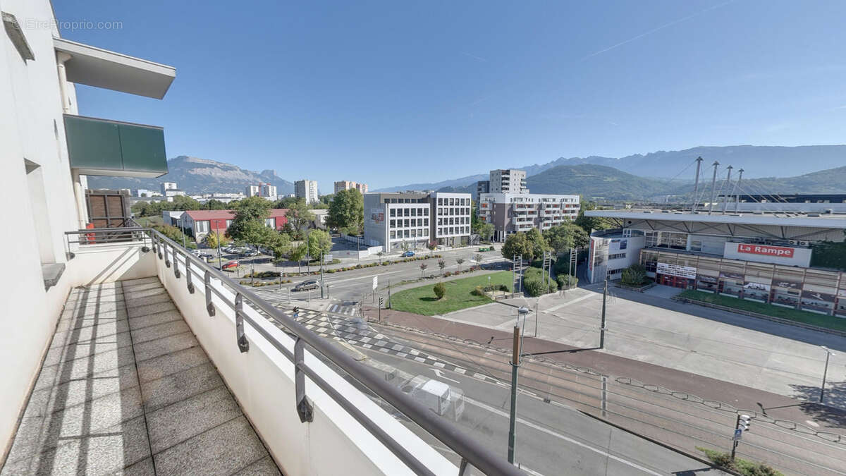 Appartement à ECHIROLLES