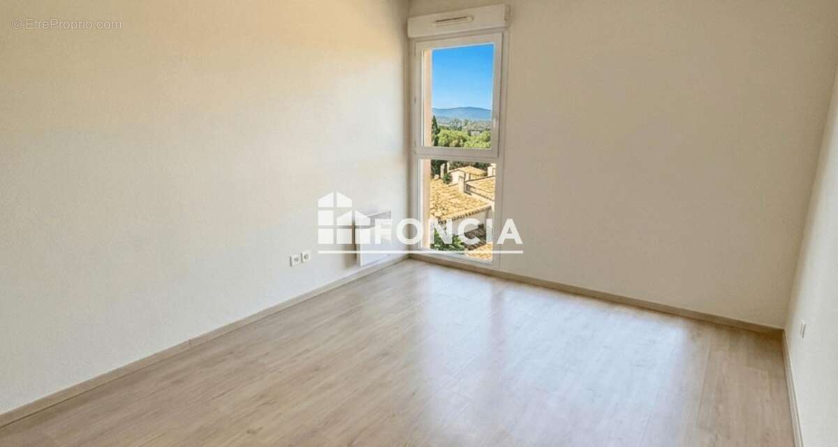 APPARTEMENT T2 avec 1 place de parking - photo 4