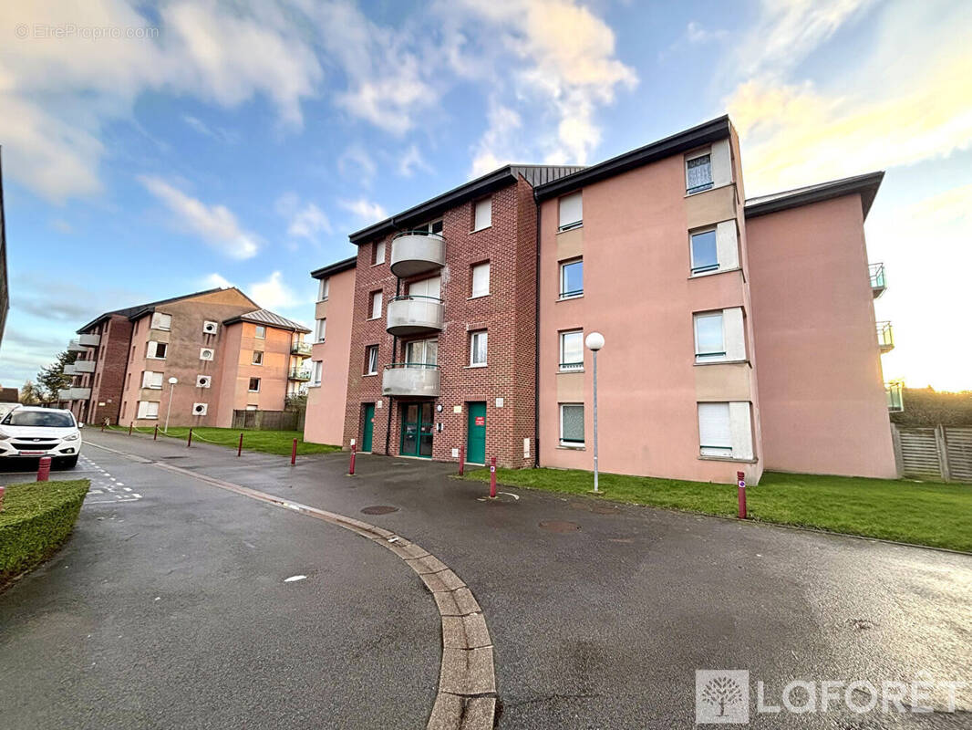 Appartement à LA CHAPELLE-D'ARMENTIERES