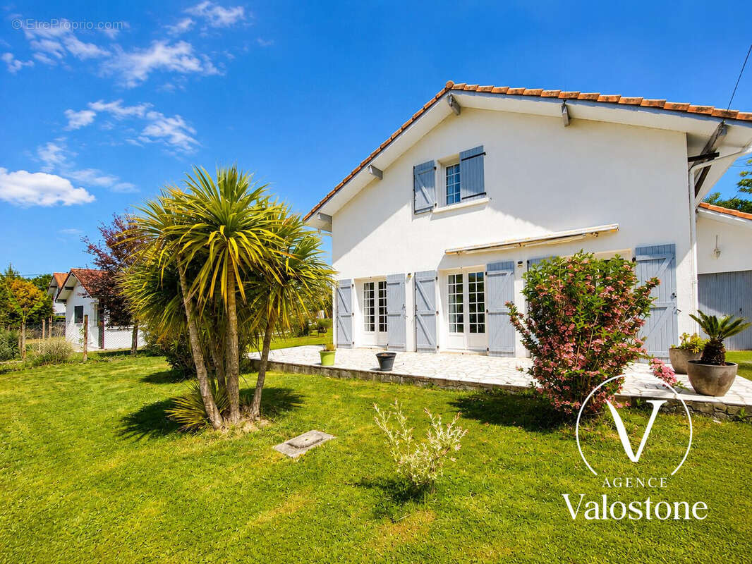 Maison à HAGETMAU