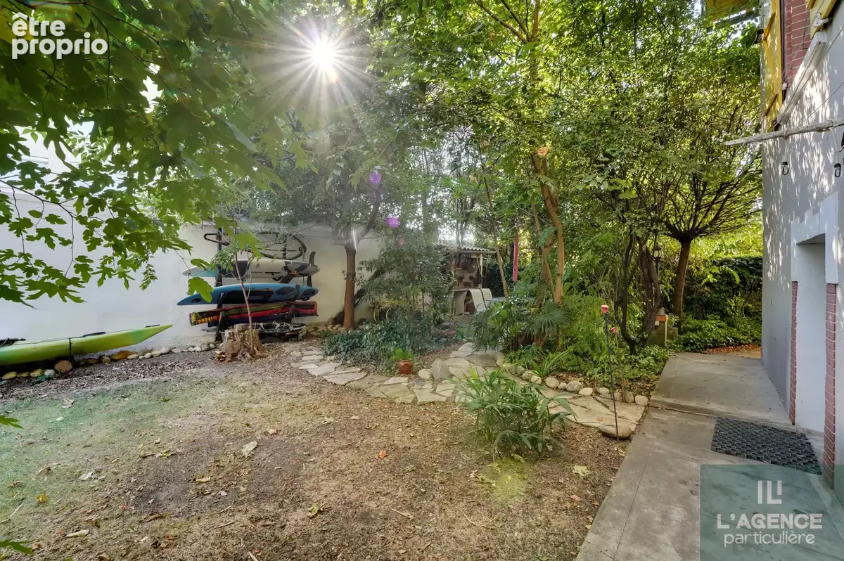 Maison des années 30 de 76 m2 Carrez (106 m2 au sol) avec jardin intimiste - photo 13