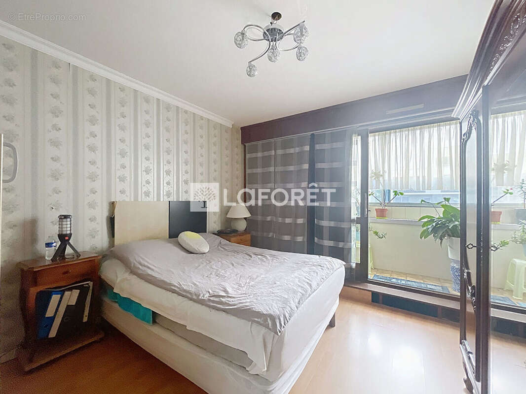 Appartement à RILLIEUX-LA-PAPE