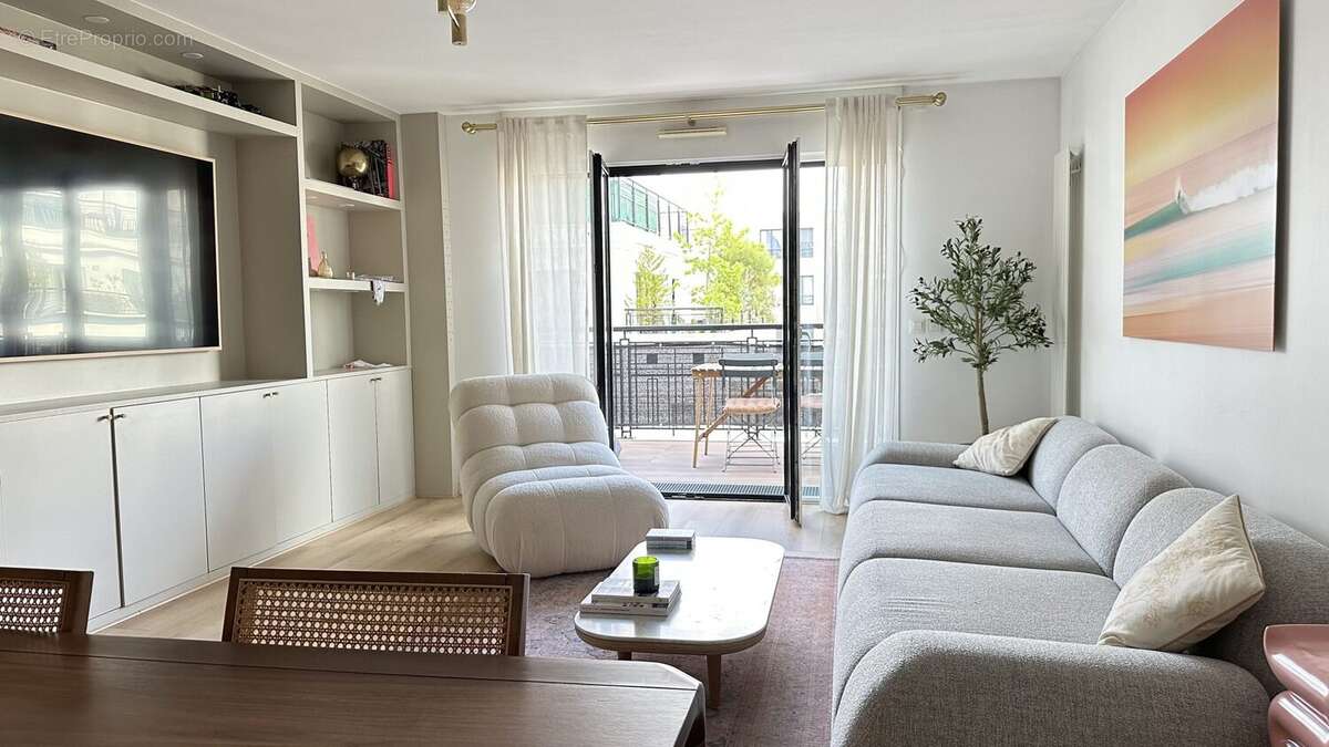 Appartement à SURESNES