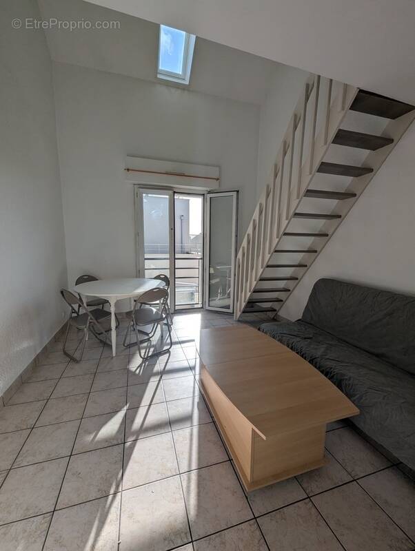 Appartement à SAINT-JACQUES-DE-LA-LANDE