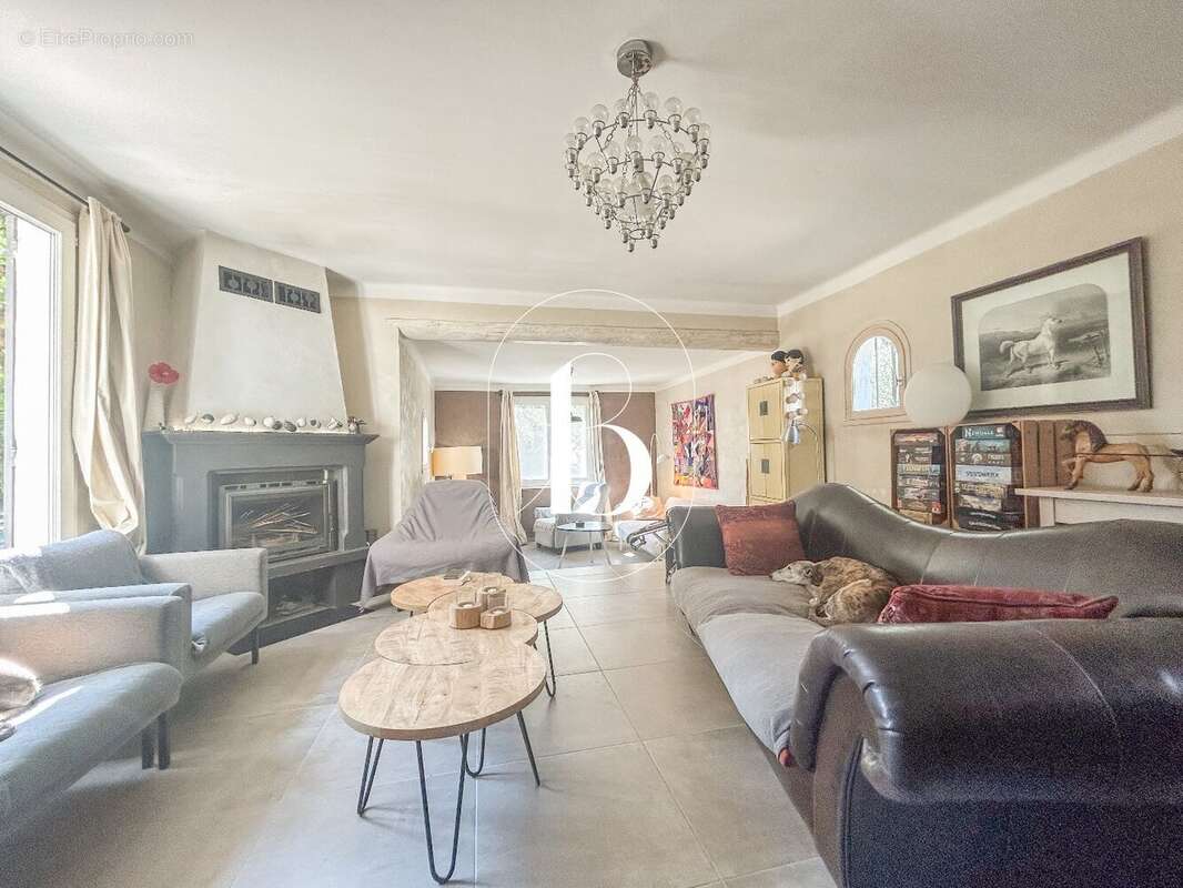 Maison à UZES