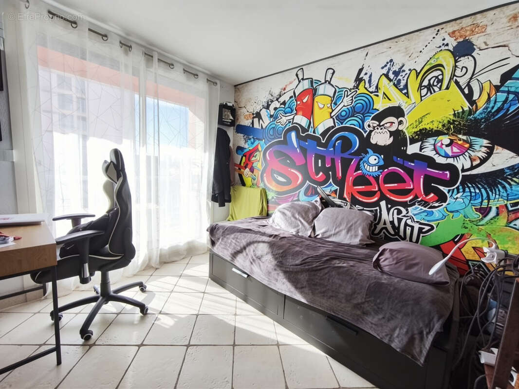 Appartement à PORT-DE-BOUC