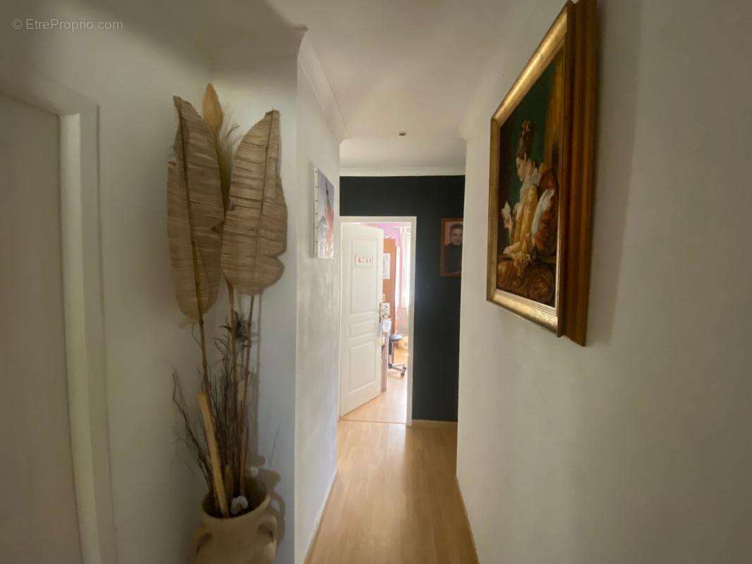 Maison à LUNEL-VIEL