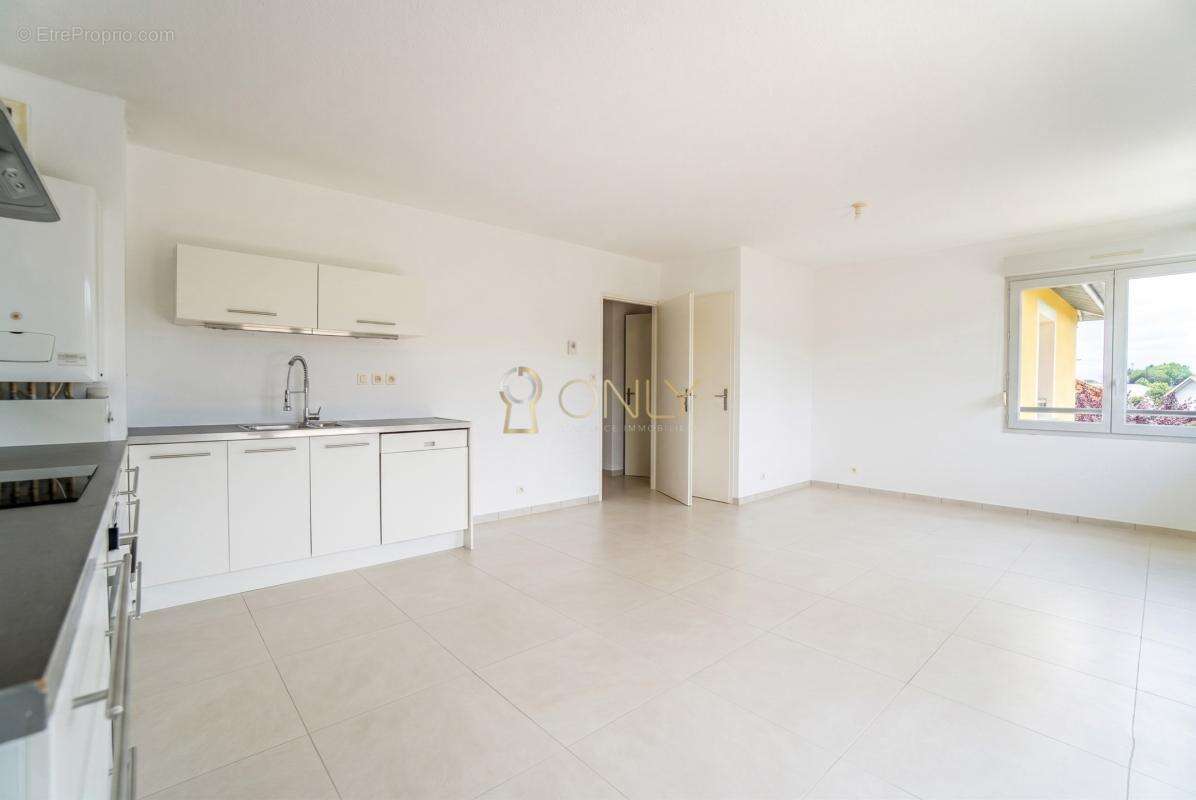 Appartement à ANSE