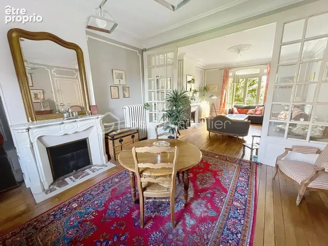 Maison de caractere avec  jardin et dépendance - photo 3