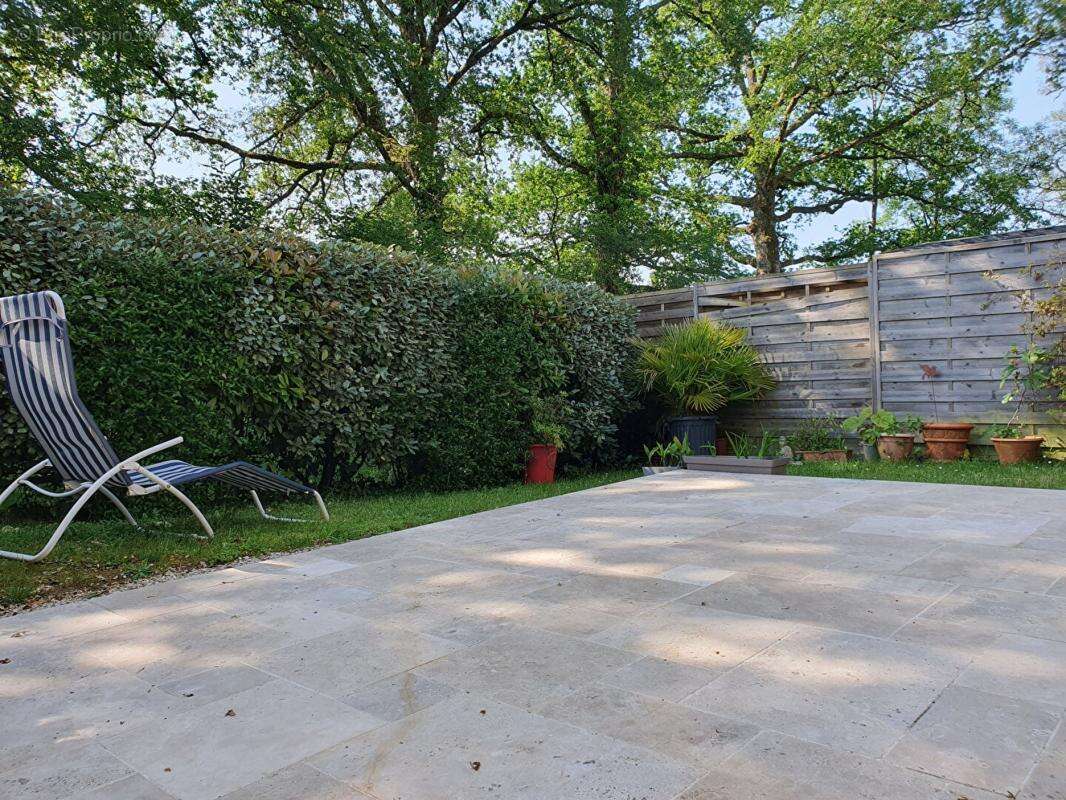 Maison 82 m² à Limoges  - photo 2