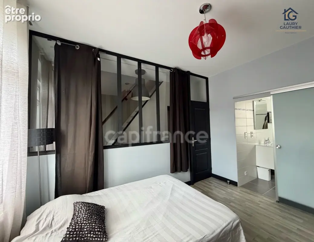 COMINES CENTRE – 116 m² – DPE C – 4 PIÈCES dont grande suite parentale – cour Ouest sans vis-à-vis - photo 4