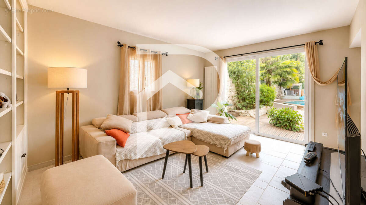 Maison familiale 158 m² avec piscine à Maule - photo 8
