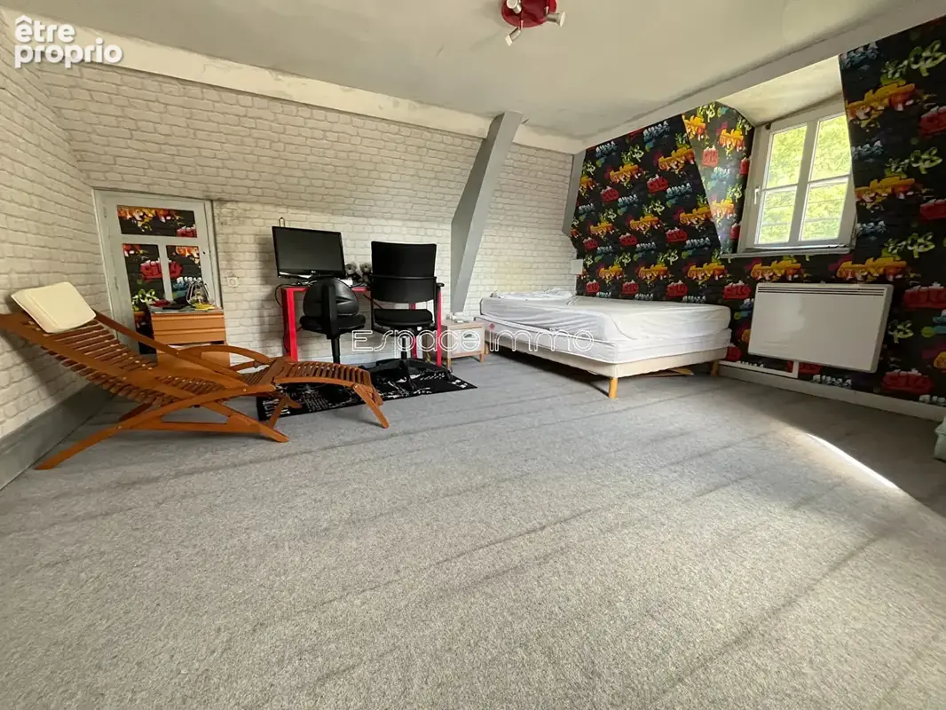 Maison familiale - 213m² - 7 pieces - double garage - jardin - photo 10