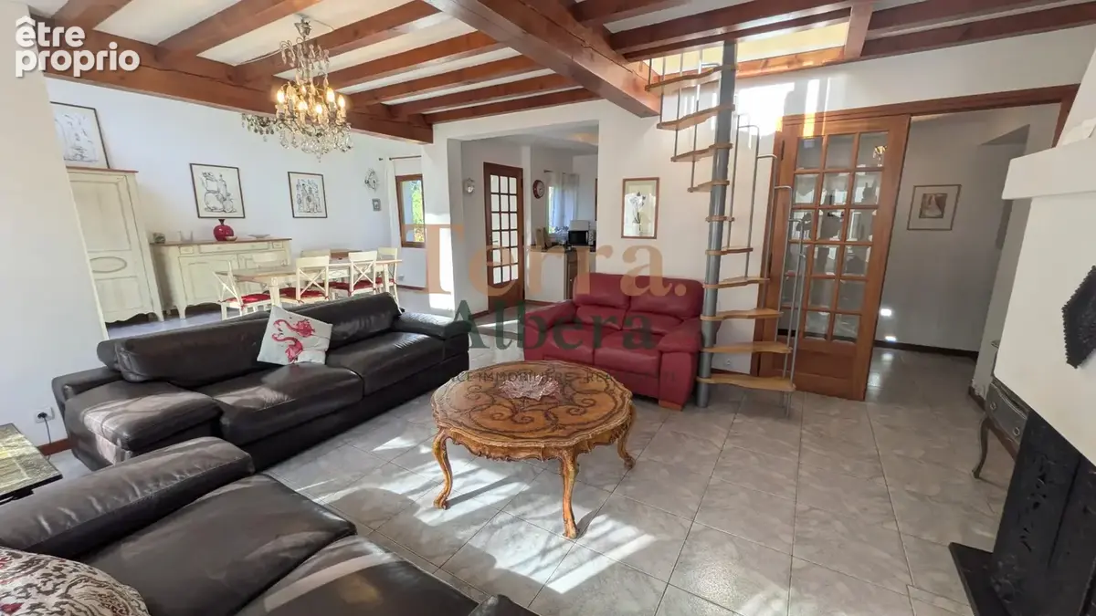 SOREDE Villa 2 logements ( T5 + T3 ) sur env 2000m2 - photo 12