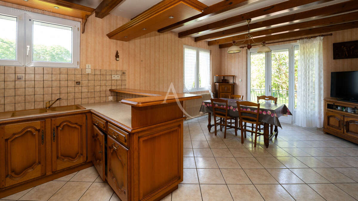 Maison Ménéac 8 pièces 194 m2 - photo 6