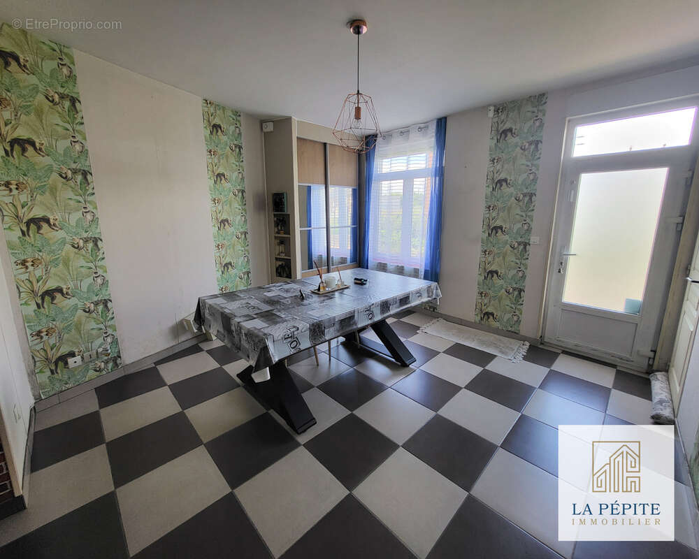 Maison de ville 114 m2 - 2 chambres - 2 bureaux - terrasse et jardin - aulnoye-aymeries - photo 5