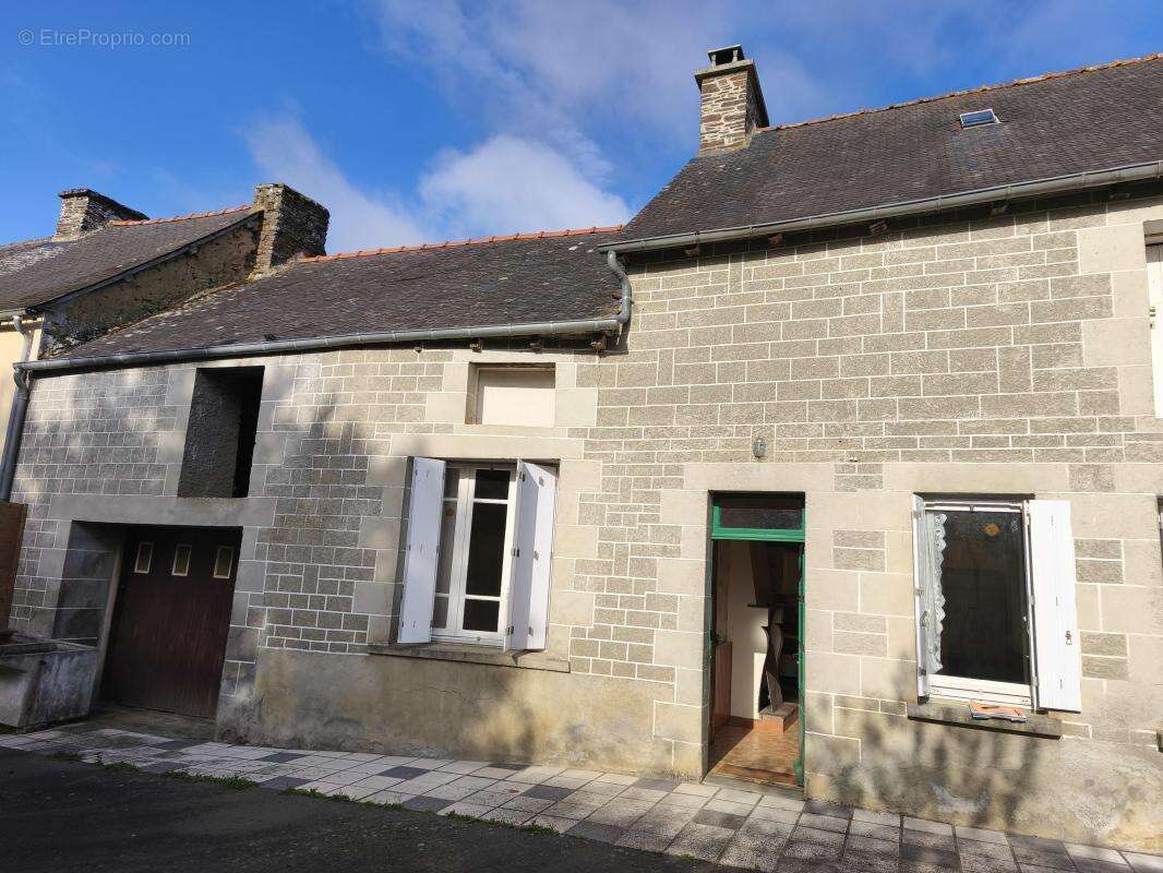 Maison à LES CHAMPS-GERAUX