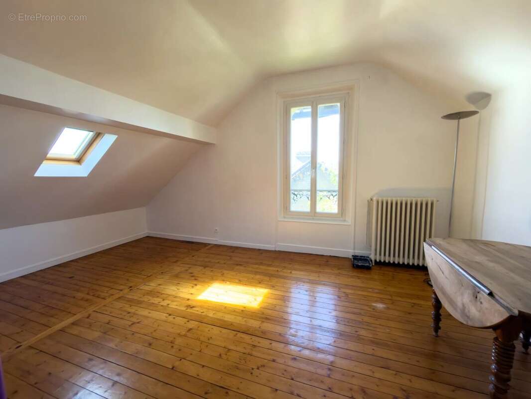 Maison à VILLEMOMBLE