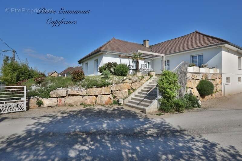 Maison à vendre 10 pièces SAINT AMBREUIL (71) - photo 19