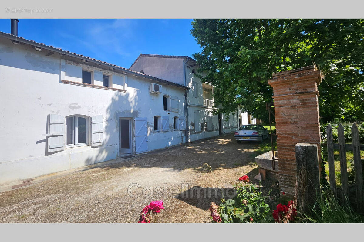 Maison à LABASTIDE-DU-TEMPLE