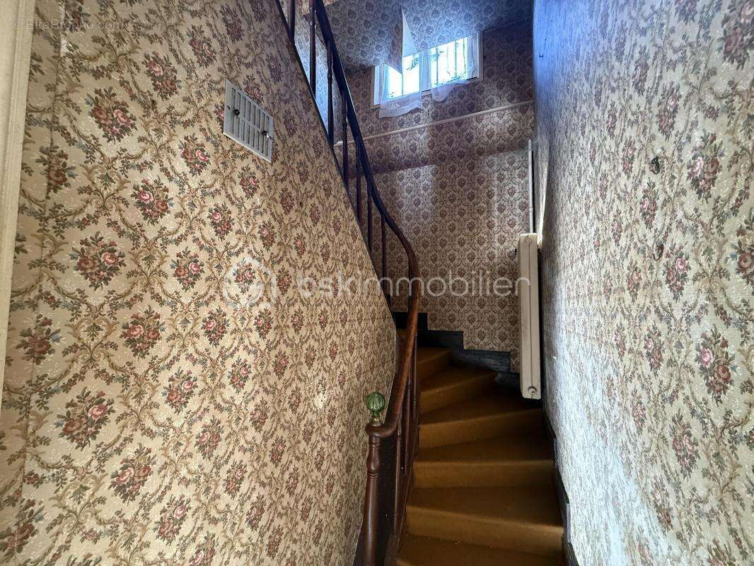 Maison à PONT-L&#039;EVEQUE