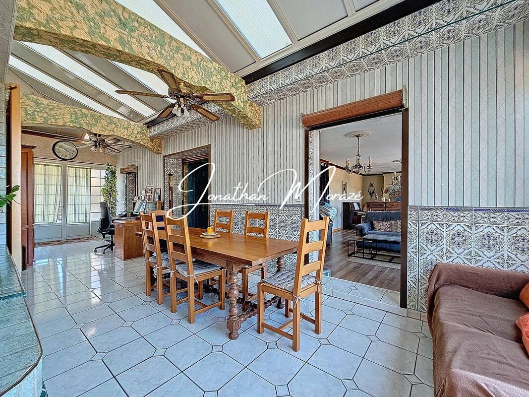 Maison à VILLELONGUE-DELS-MONTS