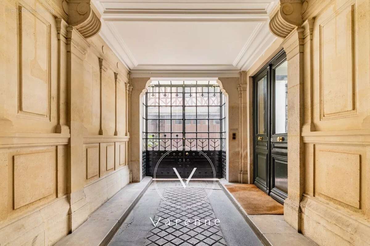 Appartement à PARIS-5E
