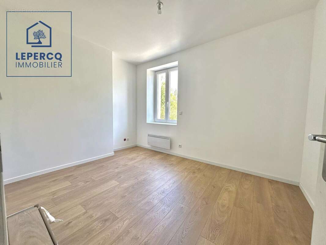 Maison à LA FERTE-MILON