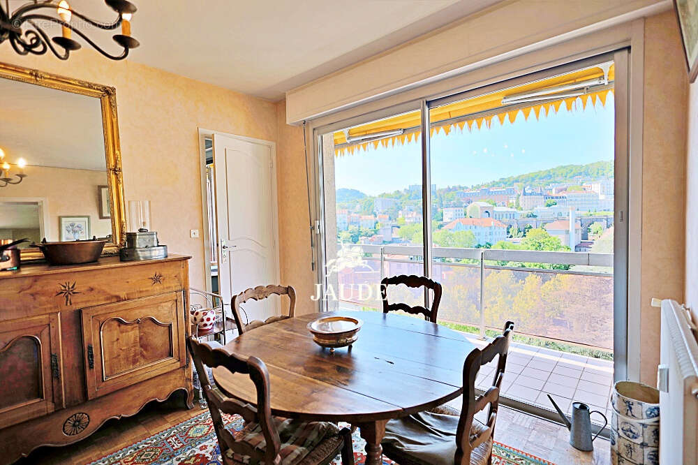 Appartement à CHAMALIERES