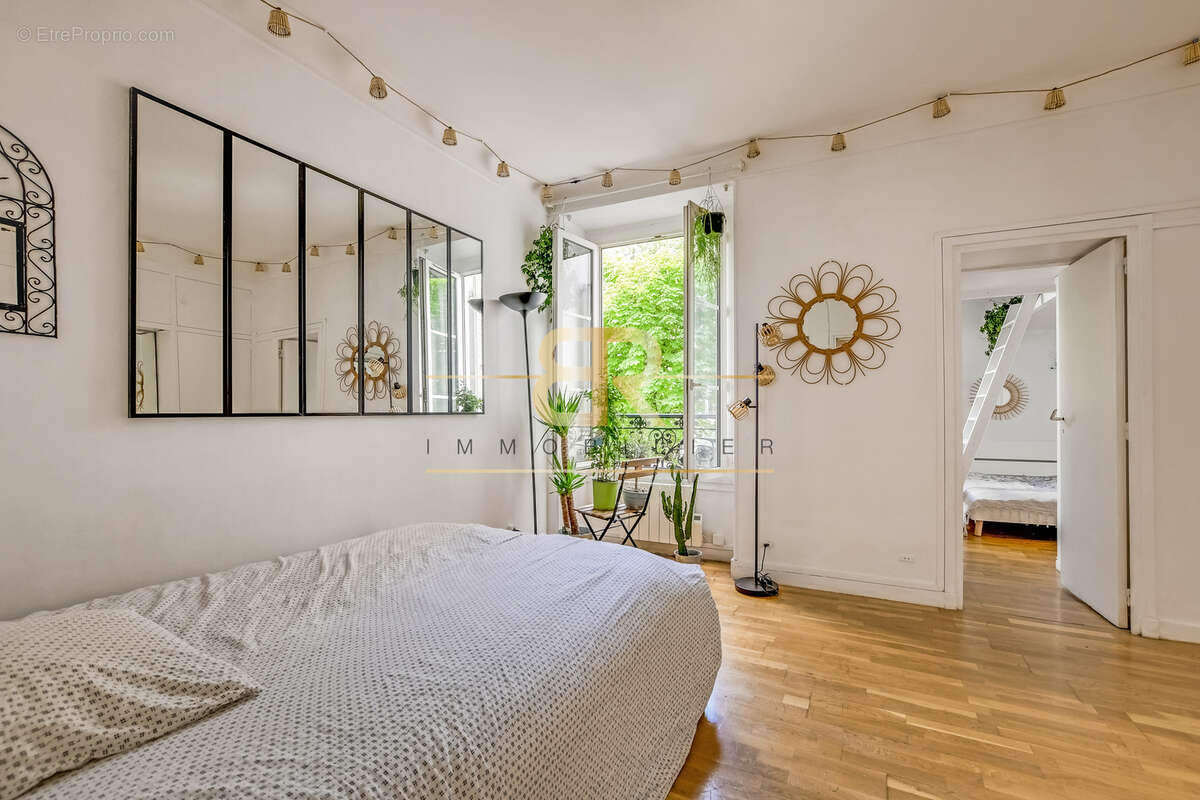 Appartement à PARIS-9E