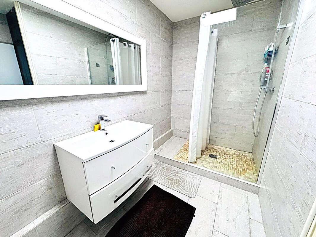 Appartement à MARIGNANE