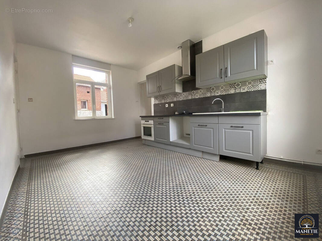 Maison 150 m² à Beaumetz-Les-Loges  - photo 2