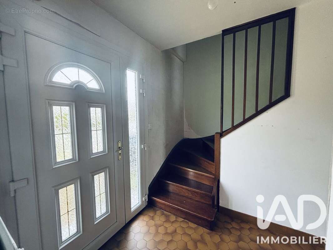 Maison 82 m² à Boves  - photo 3