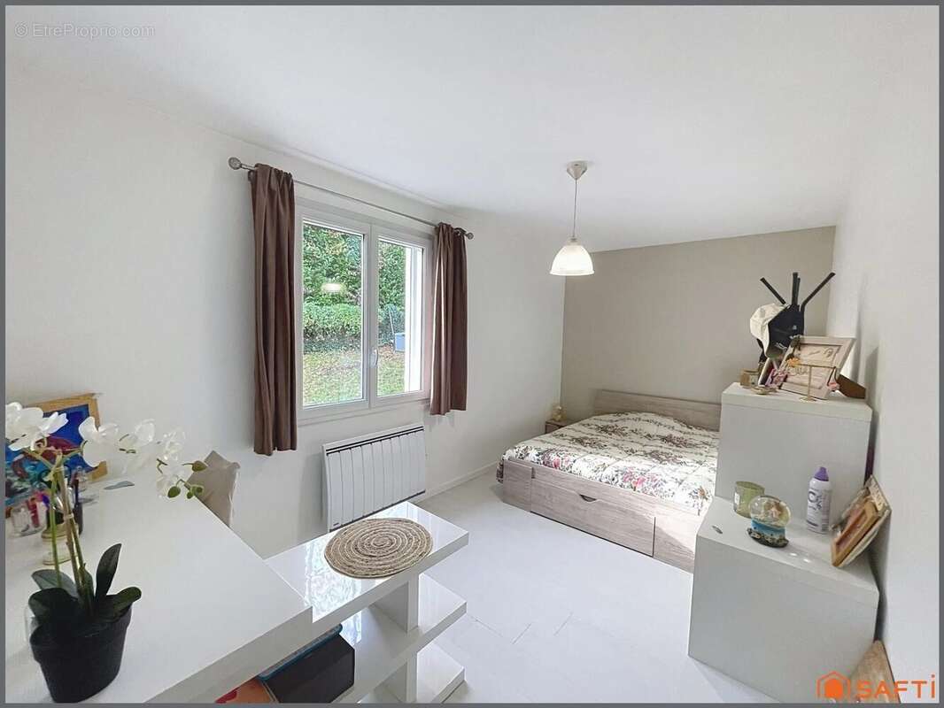 Photo 8 - Maison à SAINT-YRIEIX-SUR-CHARENTE