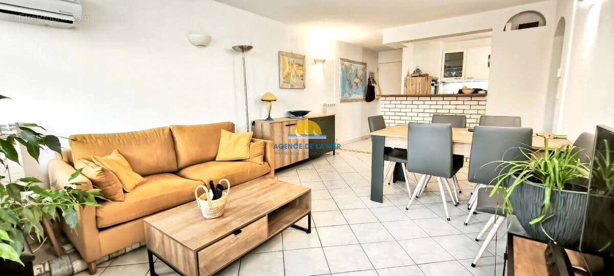 Appartement à FREJUS