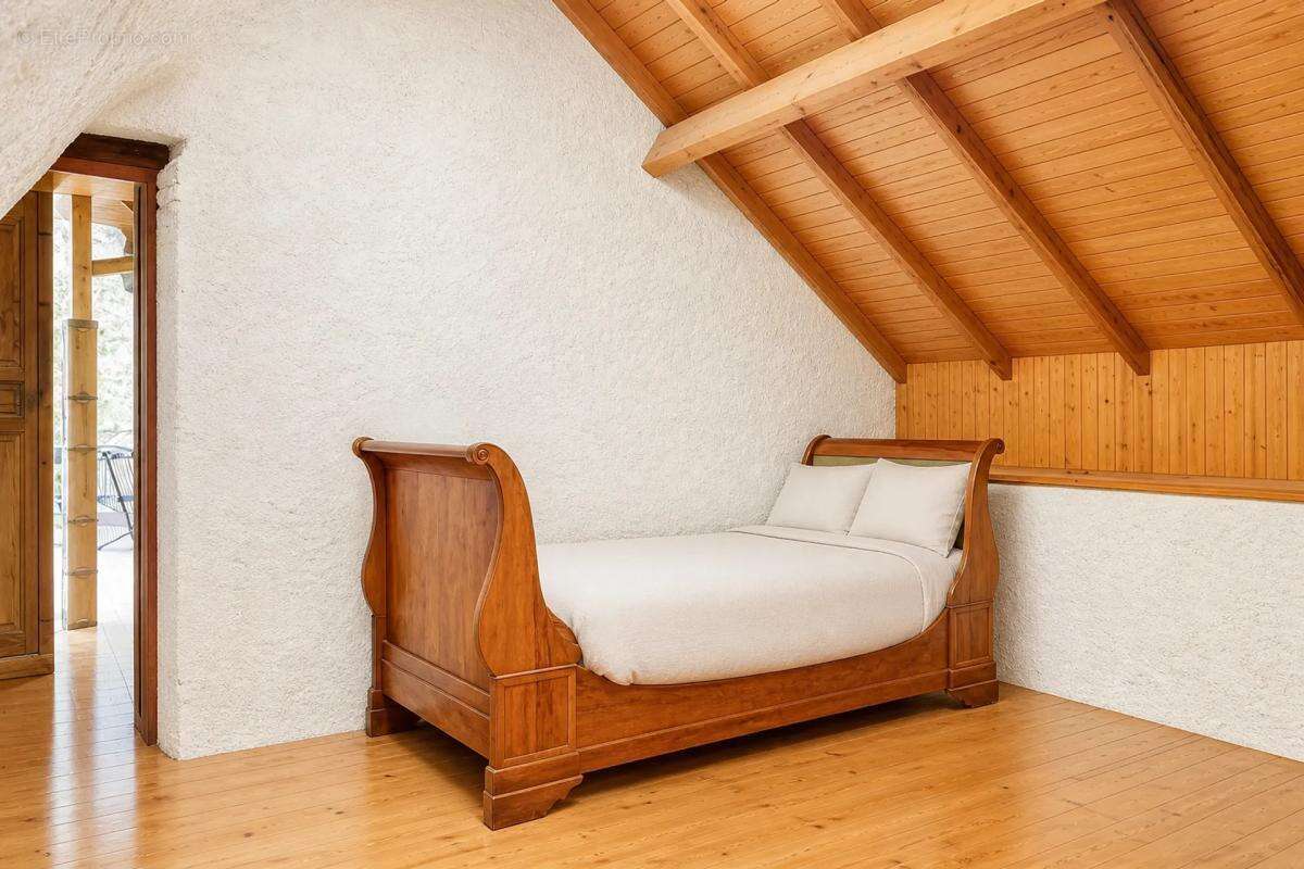 Maison de 7 pièces de 168 m² à Châteauvieux - photo 11