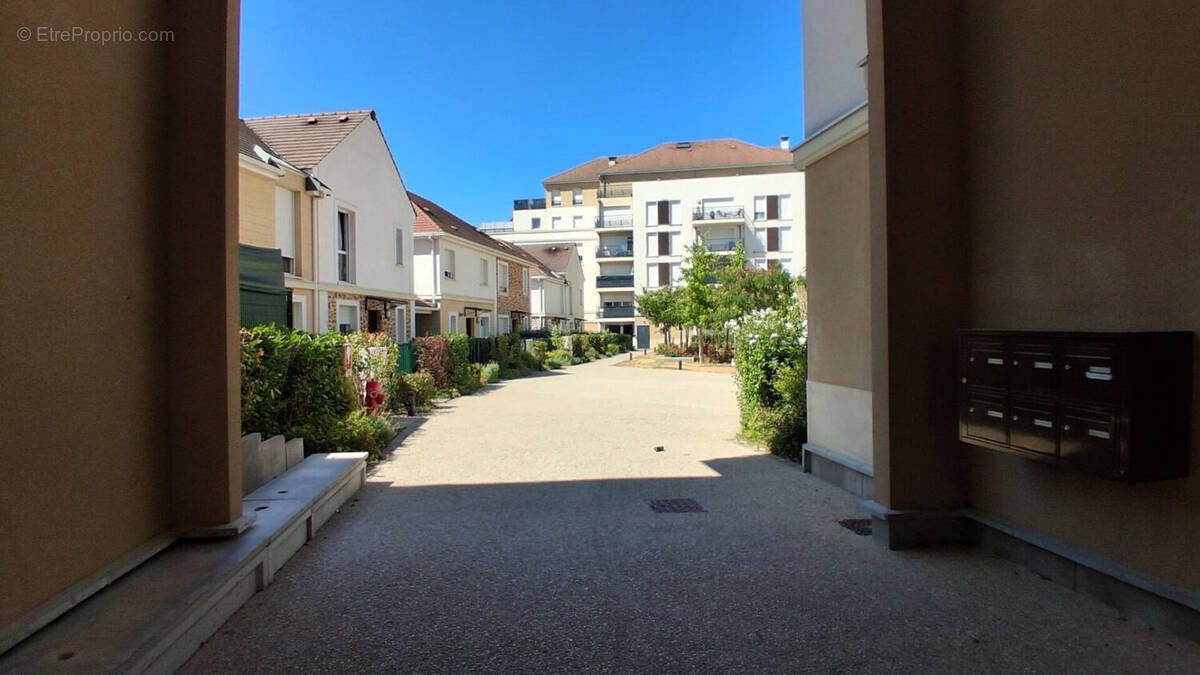 Maison à DUGNY