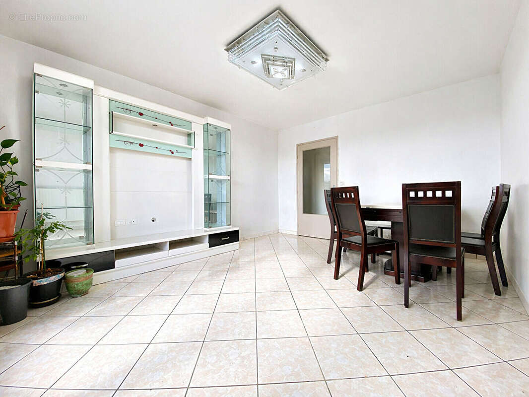 Appartement à NOISY-LE-SEC