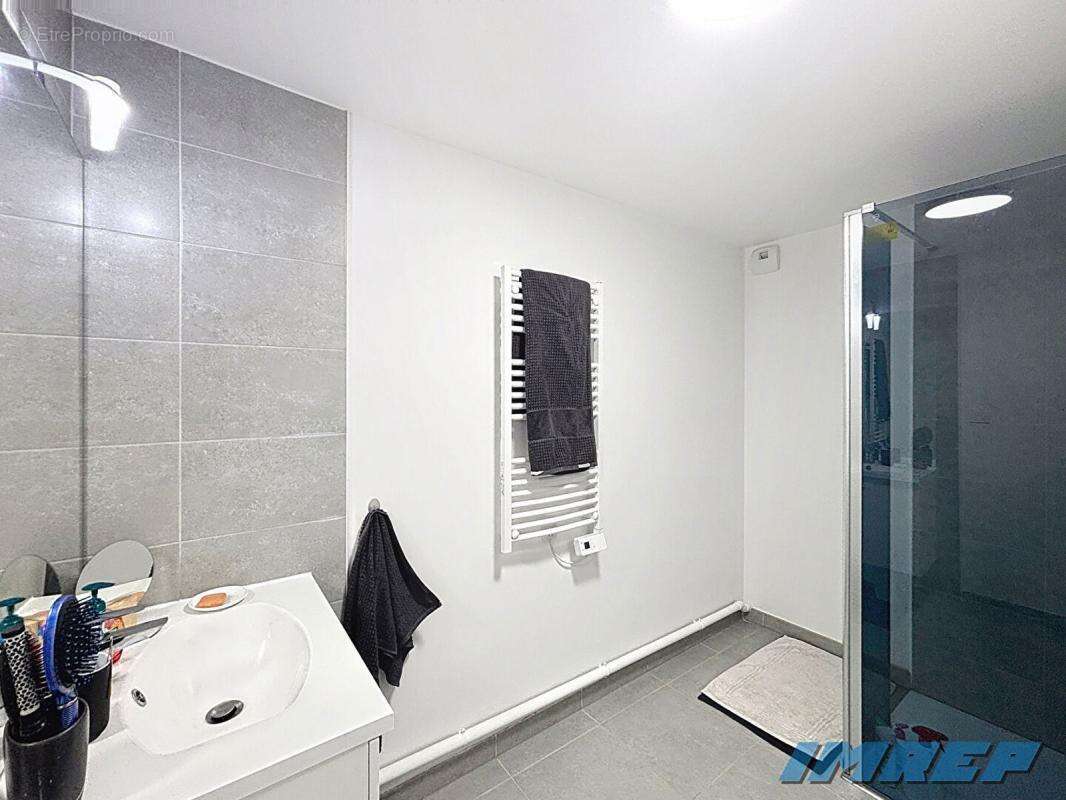 Appartement à MARSEILLE-13E