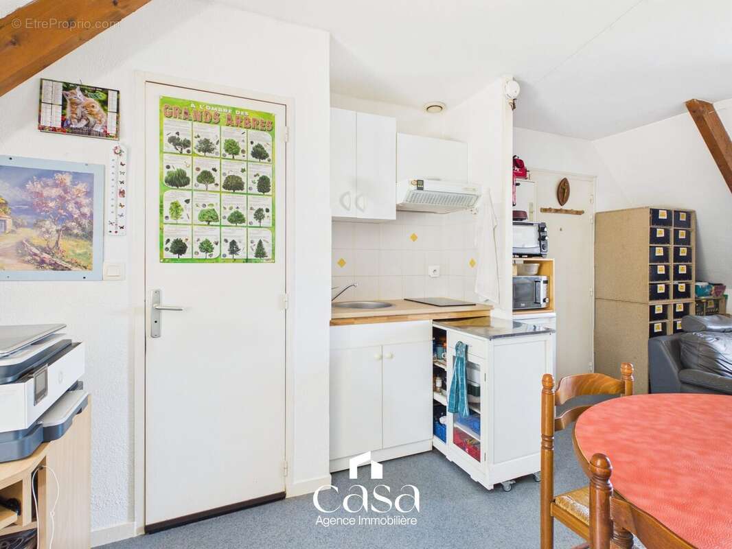 Appartement 28 m² à Saint-Germain-La-Blanche-Herbe  - photo 2