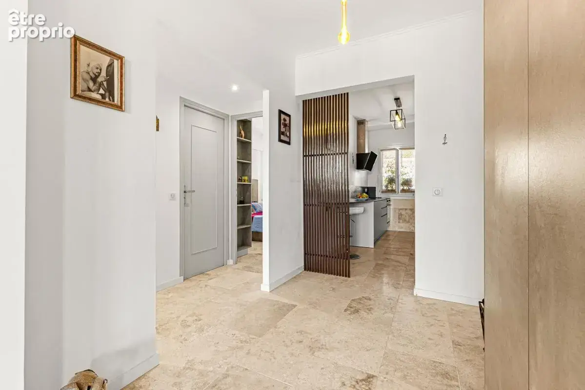 NICE RIQUIER, 3/4 Pièces, 83 m2, terrasse, cave, vue dégagée - photo 6
