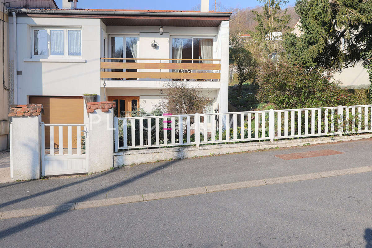 Maison à NEUVES-MAISONS