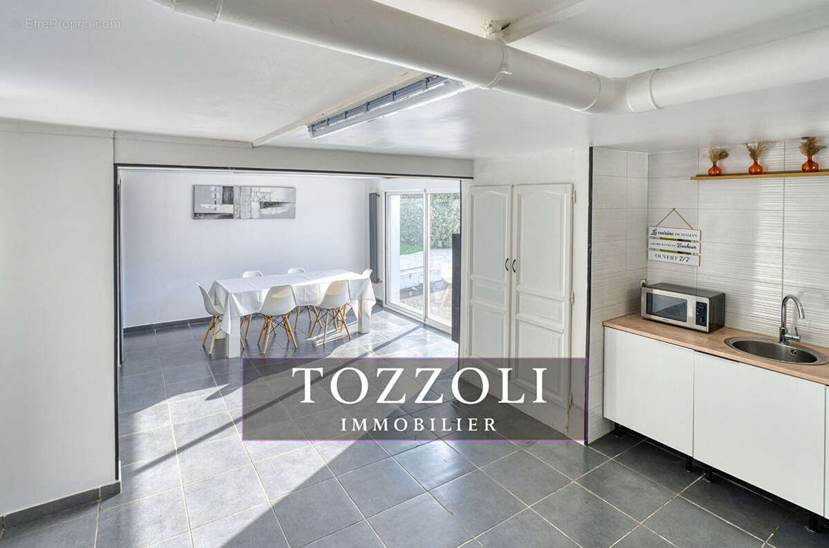 Maison à L'ISLE-D'ABEAU