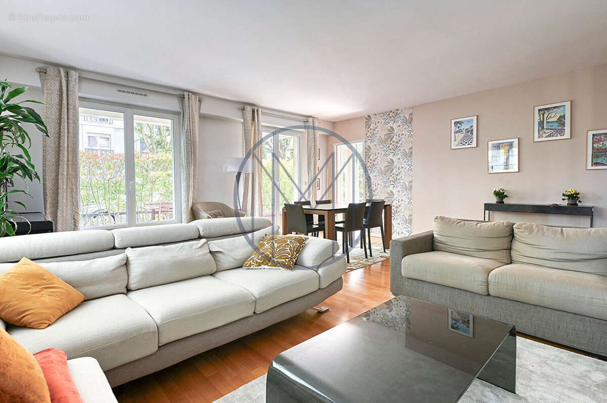 Appartement à VERSAILLES