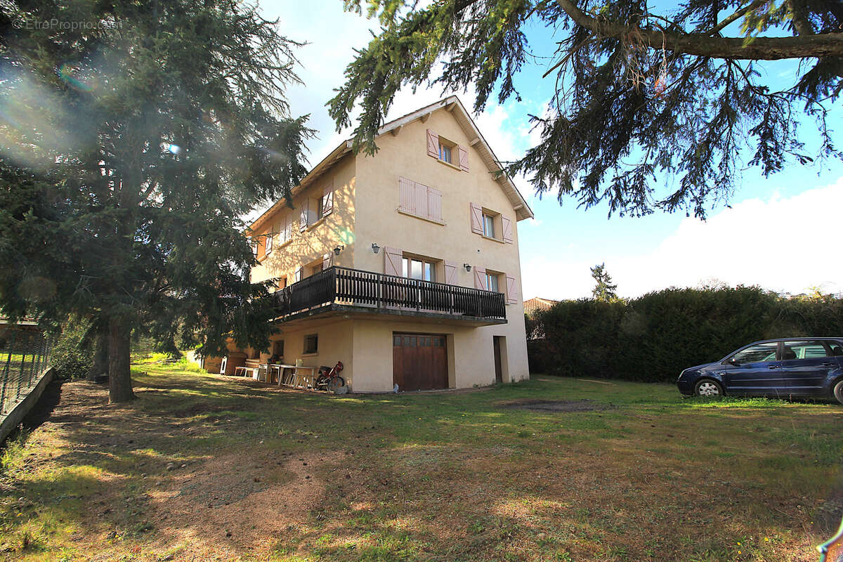 Maison à SAINT-GERMAIN-LAVAL