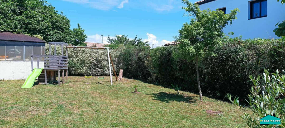 Maison à SAINT-PHILBERT-DE-BOUAINE