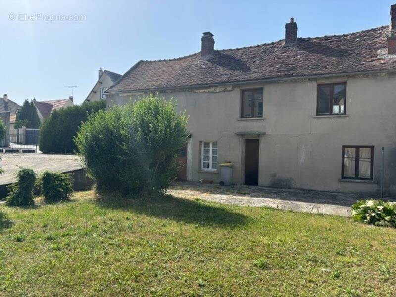Maison à MOUSSY-LE-NEUF