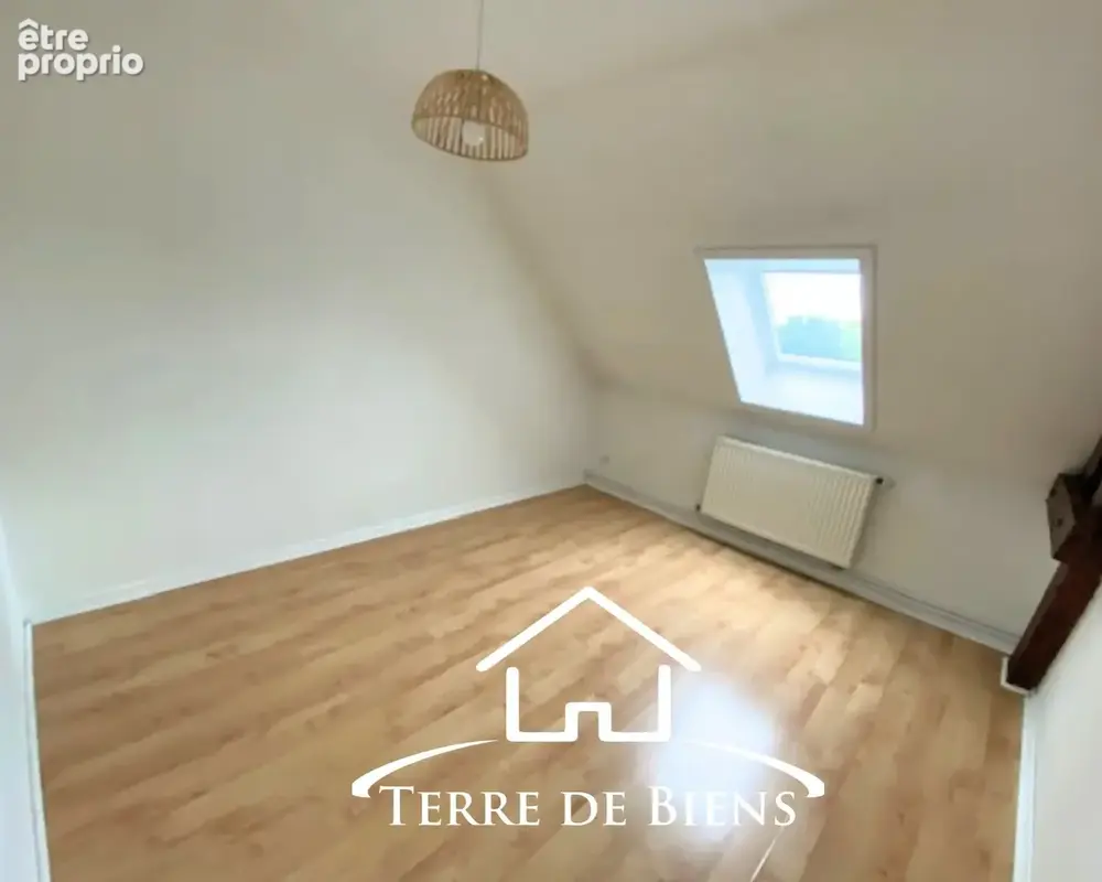Nouveauté, libre d'occupation, Appartement de 57m2, rénové avec deux chambres à VENIZEL - photo 5