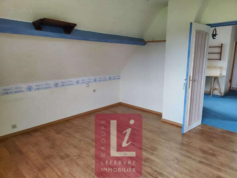 Maison à WIERRE-EFFROY